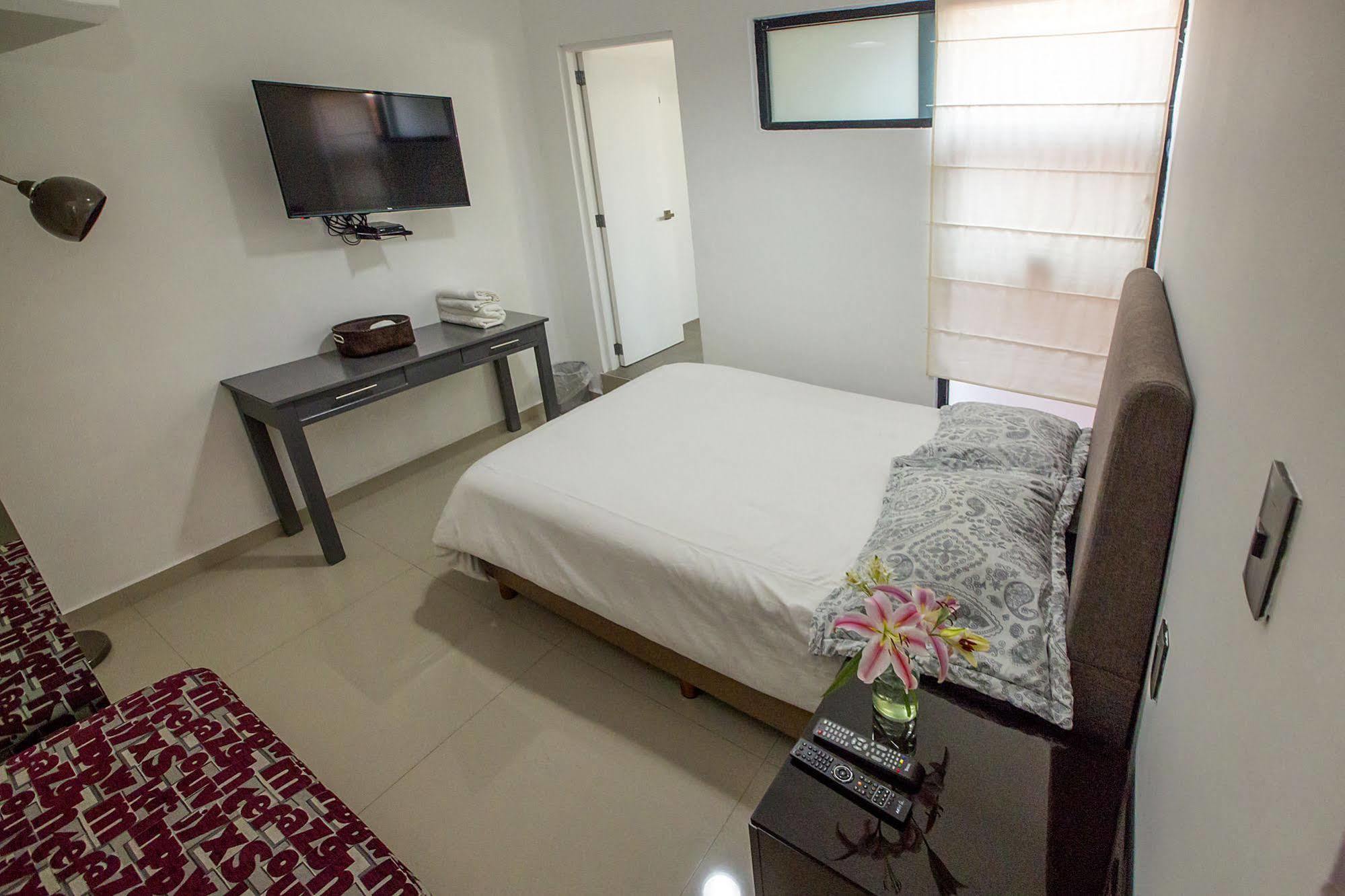 Suites Condesa Mexico City Exterior photo